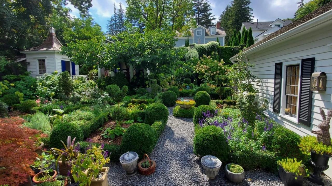 Dot'S Landing Garden Room Ниагара-он-те-Лейк Экстерьер фото